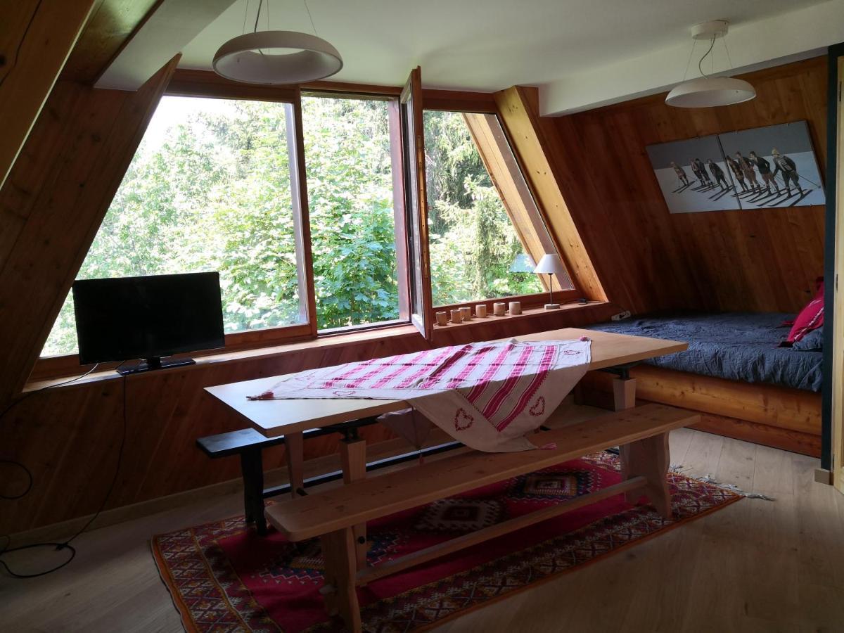 Le Chalet Pointu De Capucine Bourg-Saint-Maurice Esterno foto